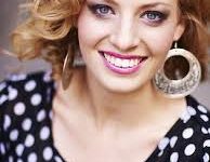 Emma Gets Her Wiggle On