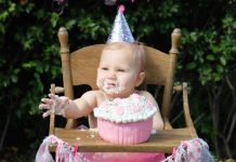 Smashing Trend for First Birthday Milestones