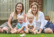 Twins enjoy motherhood journey together