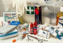 What to keep in your first aid kit