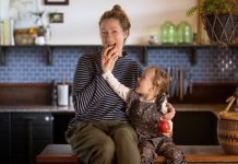 Cinnamon apple fritters